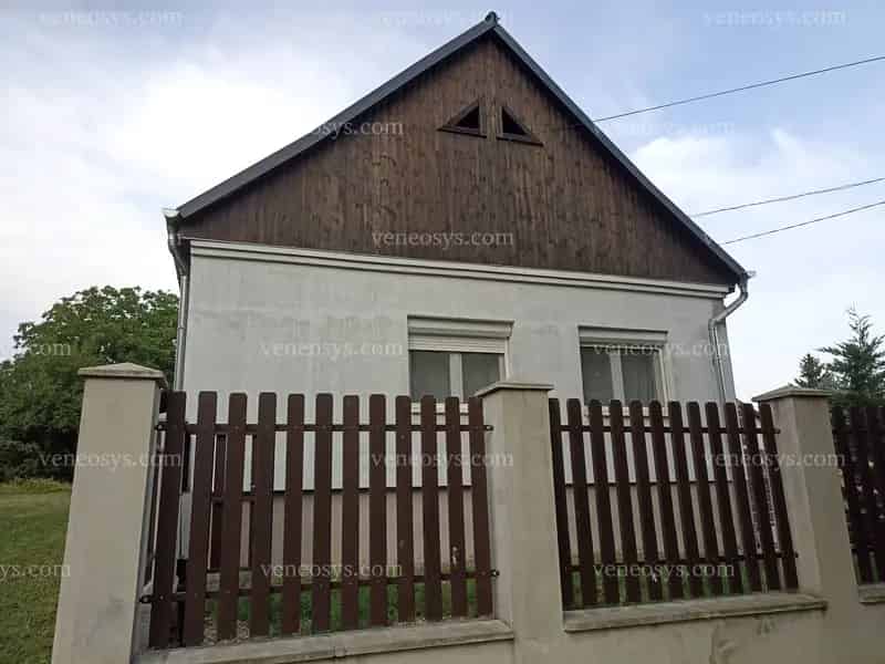 Kemenesmihályfa 102 nm-es 3 szobás családi ház eladó