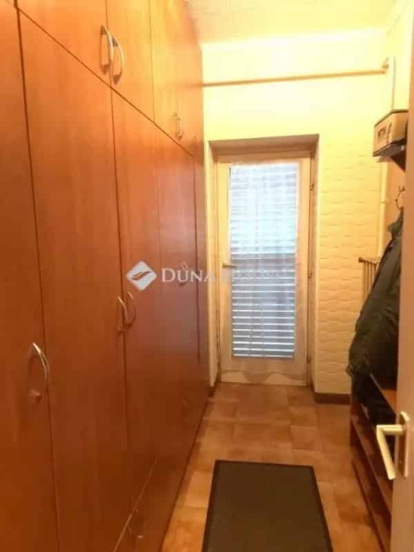 Kiskőrösi családi ház eladó - 4 szoba nagy telken