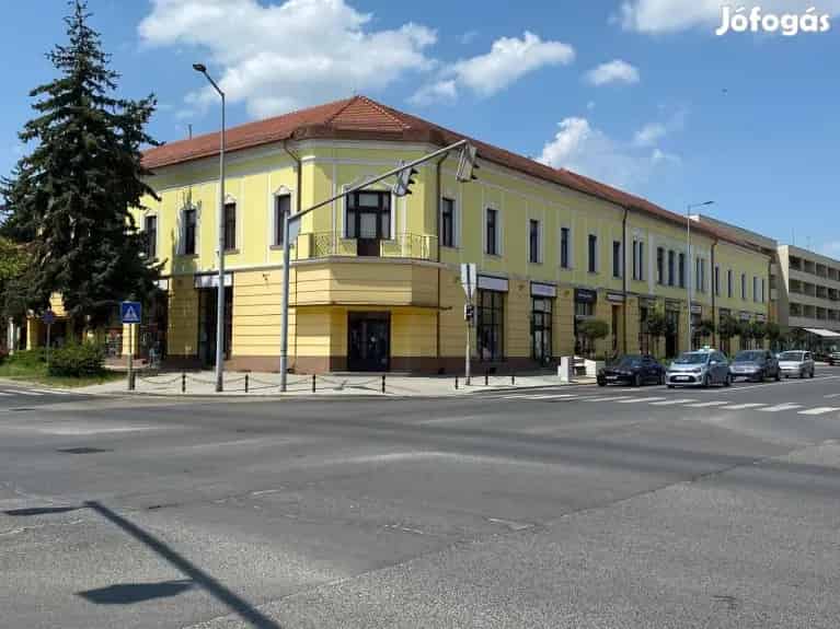 Marcali 352 m2-es üzlethelyiség eladó - Forgalmas helyen