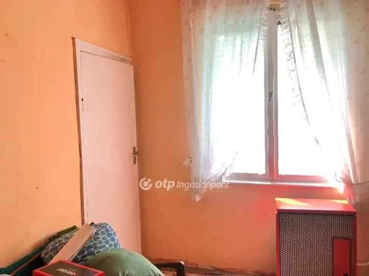 Szeged Szőreg 160 nm-es 5 szobás családi ház 3000 nm telekkel