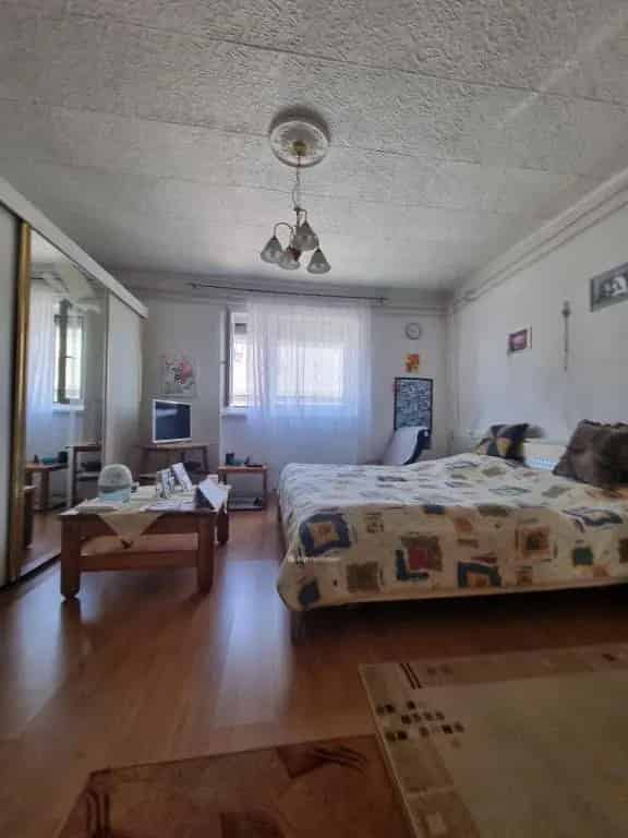 Pápai családi ház eladó - 120m2, 2 szintes, kerttel