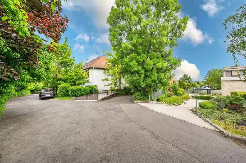 Budapest II kerület 105m2-es felújított lakás terasszal garázzsal