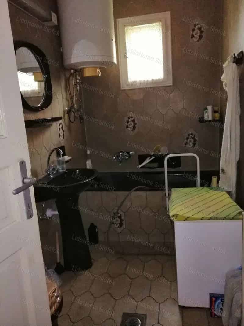 Balatonendredi felujitando csaladhaz nagy telekkel elado