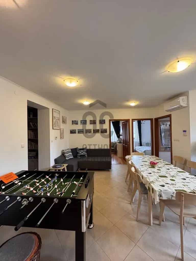 Kiemelkedő Pilismaróti Apartmanház Eladó Befektetőknek