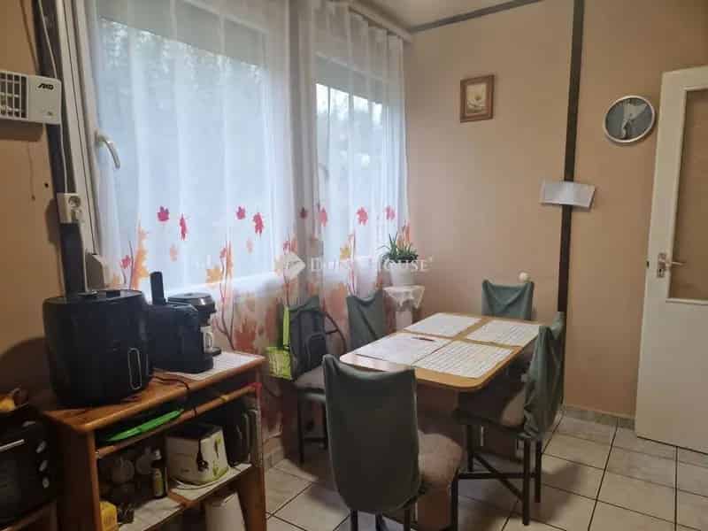 Fonyód csendes részén eladó 95 nm-es családi ház