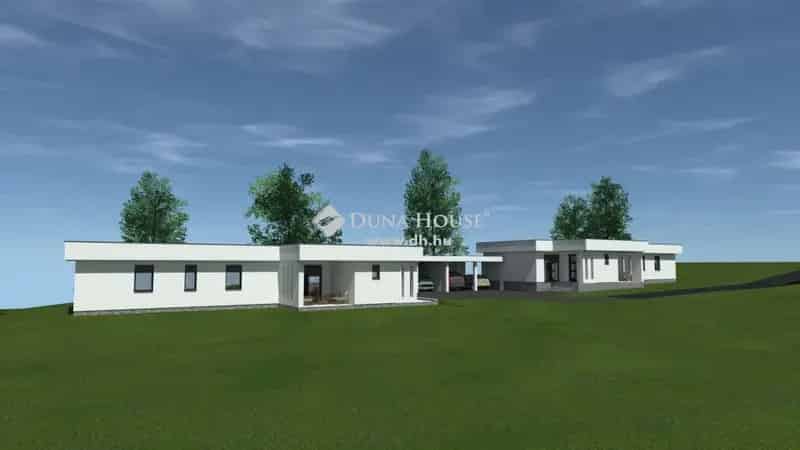 115 9 m2-es ház 2 fedett gépkocsibeállóval 2025 augusztusára