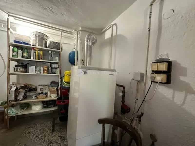 Mecsekoldali Családi Ház Eladó Panorámás Kerttel 4 Hálószobával