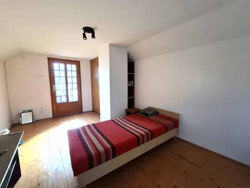 Szolnok 40m2-es 2 szintes hétvégi ház eladó