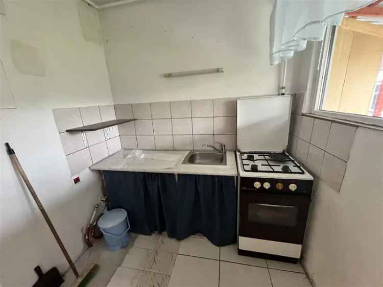 Felújított 2 szobás ház 800m2 telekkel és garázzsal