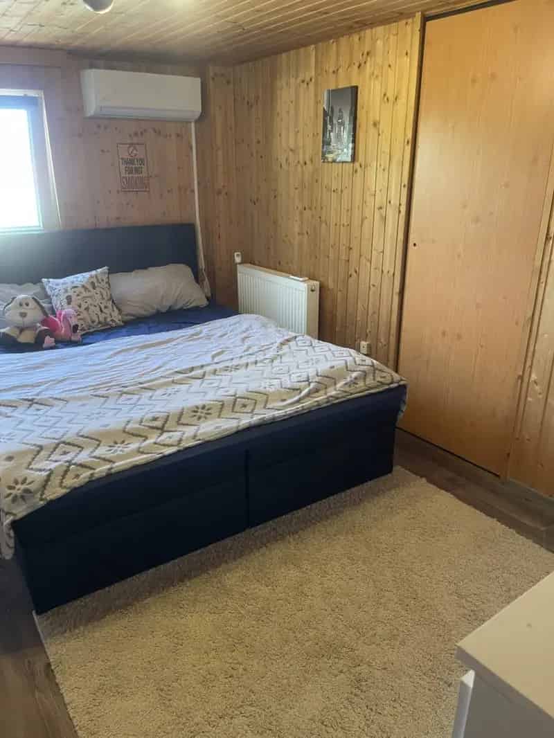 Katonaváros 143m2-es 5 szobás családi ház eladó