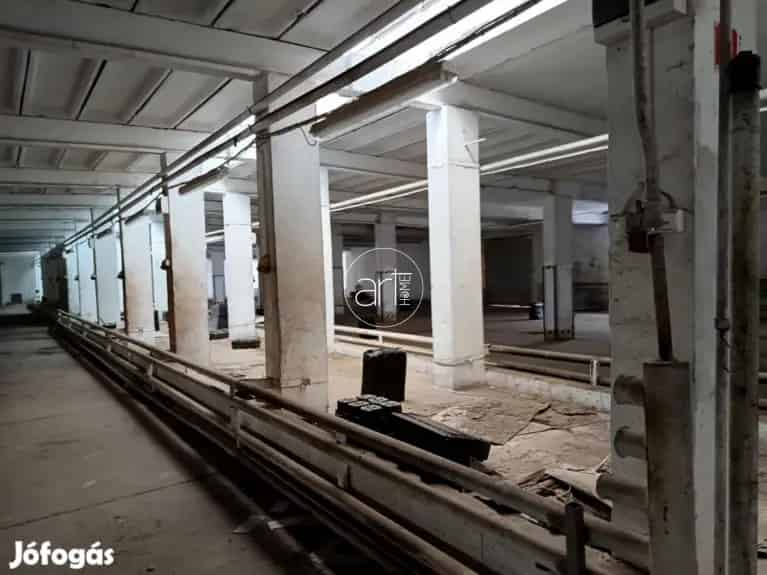 Ipari Ingatlan Eladó Szegeden 2350 m2