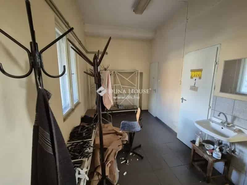 Tatai társasház eladó Sport utcában 3 egységgel 2605nm telekkel