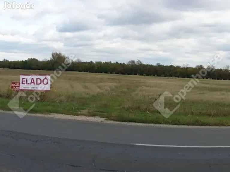 Ipari telek eladó Miskolcon panorámás kilátással