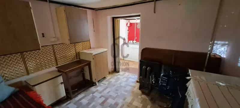 Battonyai családi ház eladó - bútorozott, 3 szobás