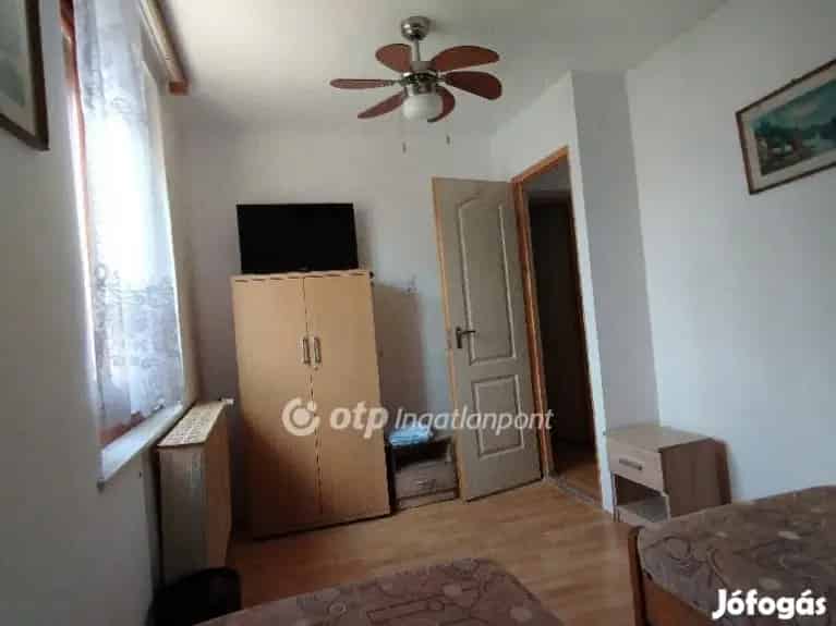 Eladó családi ház Jászberényben 190 nm 3 7 5 szoba