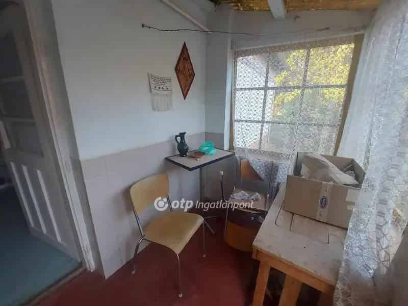Felujítandó ház Debrecenben 708 m2-es telken