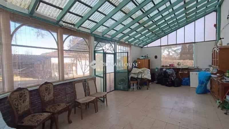 Hatalmas családi ház eladó 334m2 813m2 telekkel