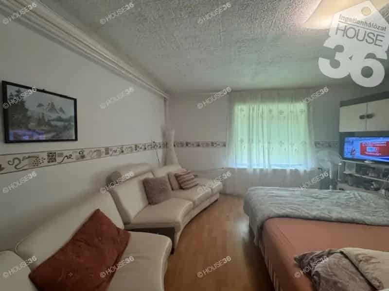 Felujitott tanya Kiskunfelegyhazan elado 14182m2 telekkel