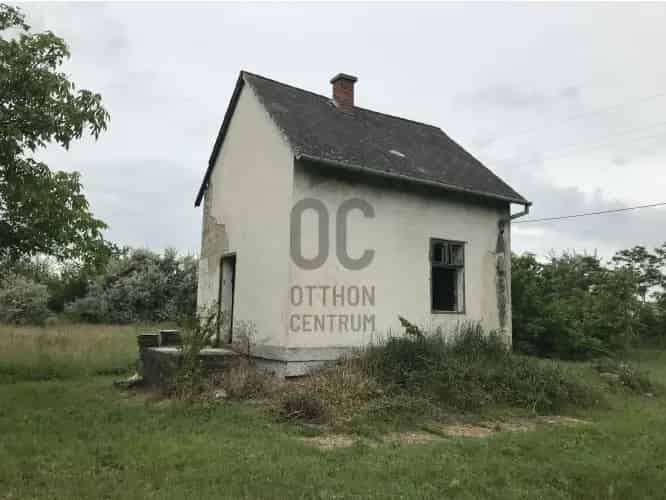 Székesfehérvári eladó telek 5156 nm szántó gazdálkodásra alkalmas