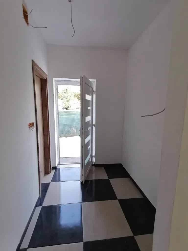 Gárdonyi 2 szintes ikerház eladó 810 m2-es telken