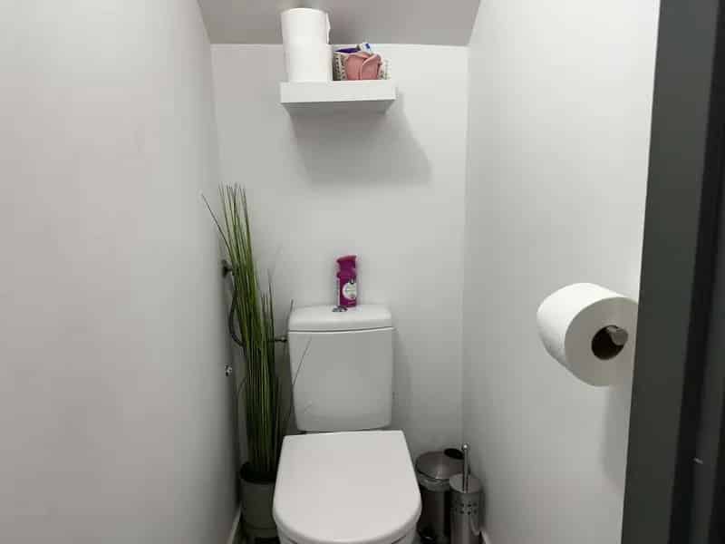 Siófoki üzlethelyiség eladó - 18 m² + 10 m² terasz