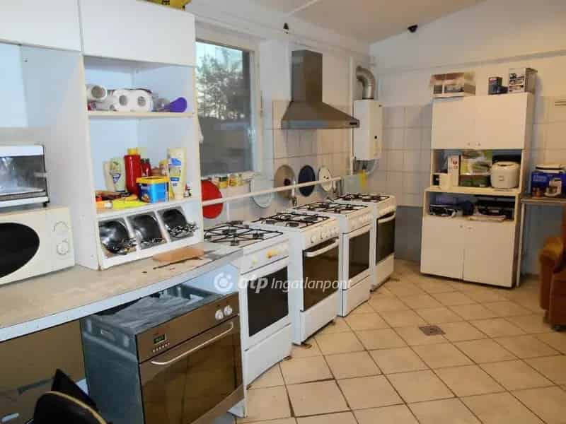 Csávolyi Vendéglő Eladó 3388m2 Telekkel
