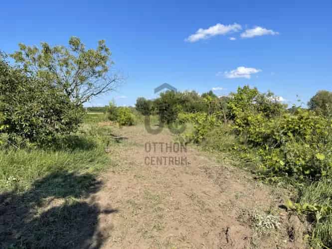 Debreceni eladó telek Halápon 1081 m2 20 beépíthetőség