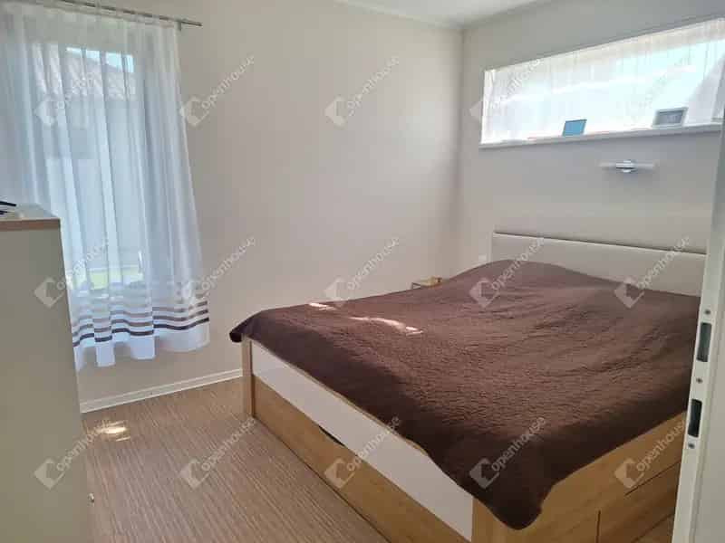 Modern családi ház eladó Szárföldön 130 nm