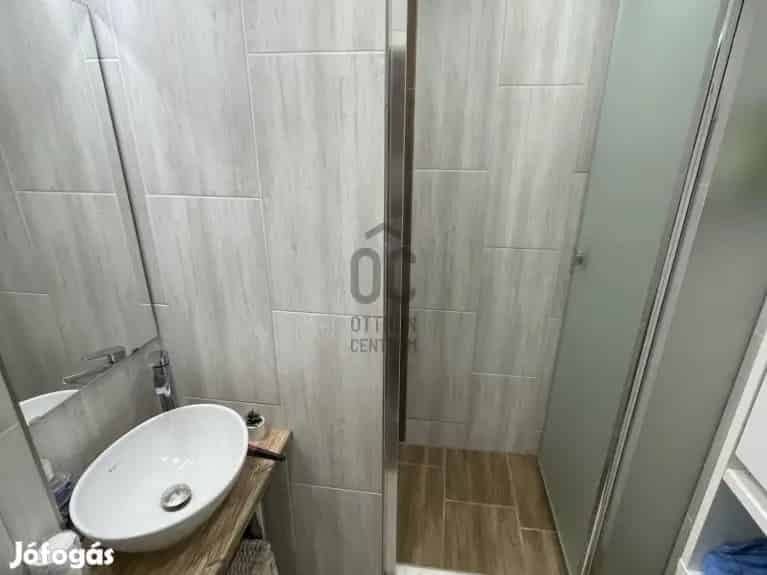 Debrecen Vénkert Napali 3 Szoba Elado Lakas