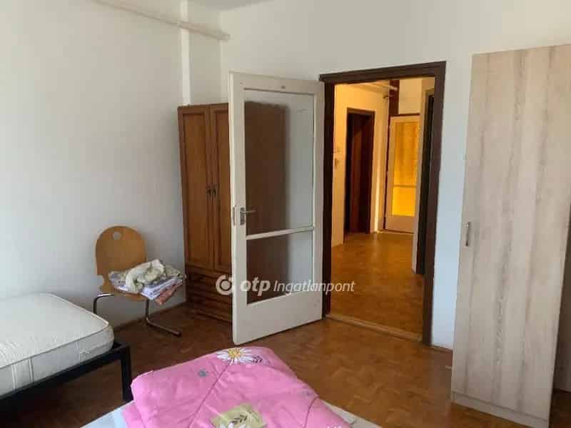 Nyiregyhaza Sosto 170 nm-es csaldi haz elado 16 fo kapacitassal