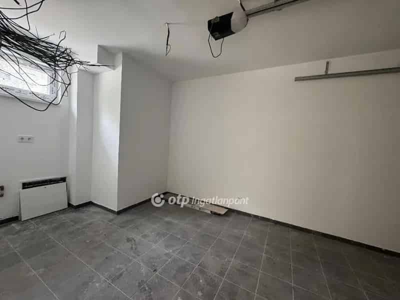 Ház Kiadó , Szigetszentmiklósi járás, Közép-Magyarország