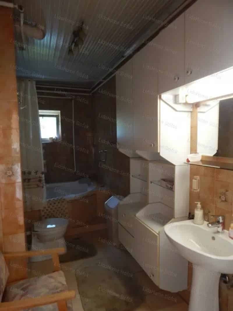 Siófok Kiliti családi ház eladó 211nm 1088nm telekkel