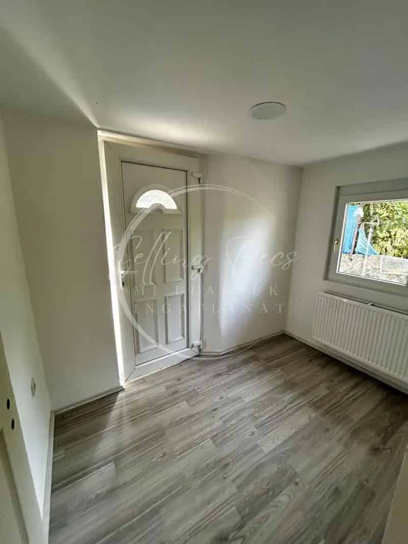 Felujitott csalad haz Pecs Ujhegyen 125 m2 874 m2 telekkel