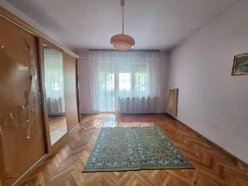 Kétszintes családi ház eladó Szeghalmon