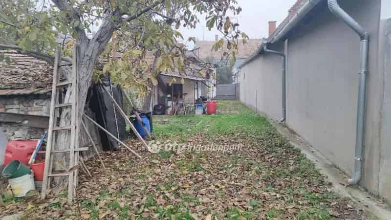 Ház Kiadó , Tapolcai járás, Dunántúl