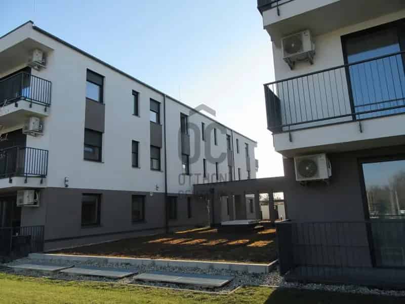 Erdi Bem terhez kozeli 67 nm-es gepesitett konyhas N+1 szobas lakás kiadó