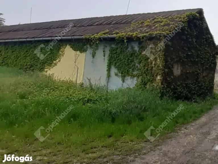 Becsehelyi Telek Elado 956 m2 120 m2 Gazdasagi Epulettel