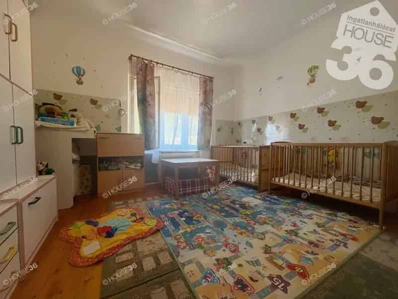 Ház Kiadó , Kecskeméti járás, Alföld és Észak