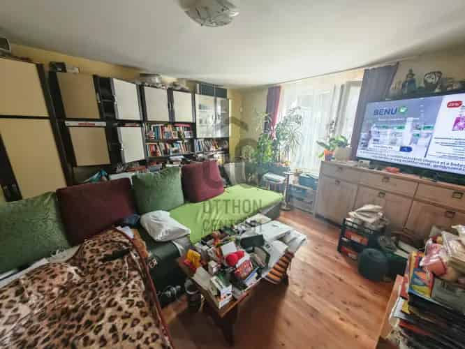 Esztergomi eladó sorház, H492986