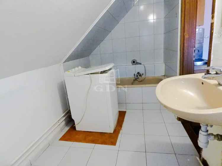 Foton 2 Generacios 6 Szobas Családi Haz Elado