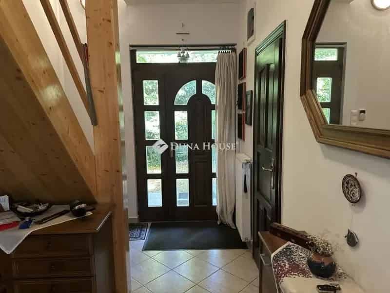 191 m2-es Családi Ház Piliscsabán - Parkosított Kerttel
