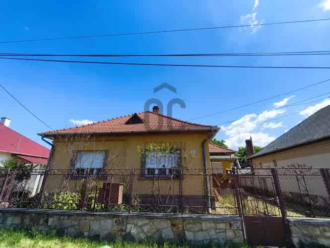 Gyöngyössolymos családi ház eladó - 2 szoba, kert, CSOK