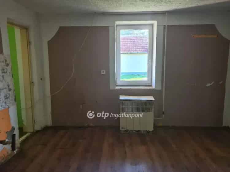 Balmazújváros Debrecen közelében felújítandó parasztház eladó