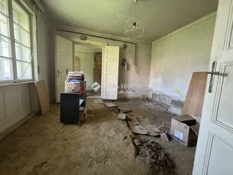 Felújítandó családi ház Kölesden 134 m2 791 m2 telekkel