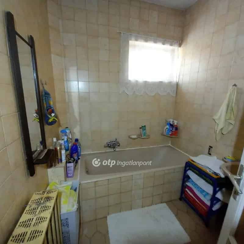 Szekszárd 140m2 5 szobás családi ház eladó