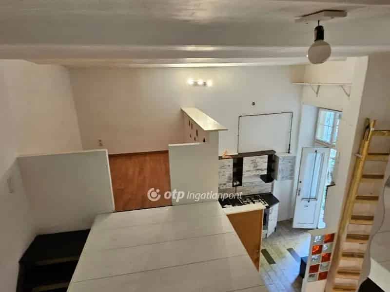 Lakás Kiadó , Budapest, Közép-Magyarország