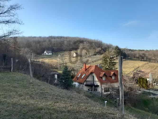 Szekszárdi eladó telek panorámával 1412 m2