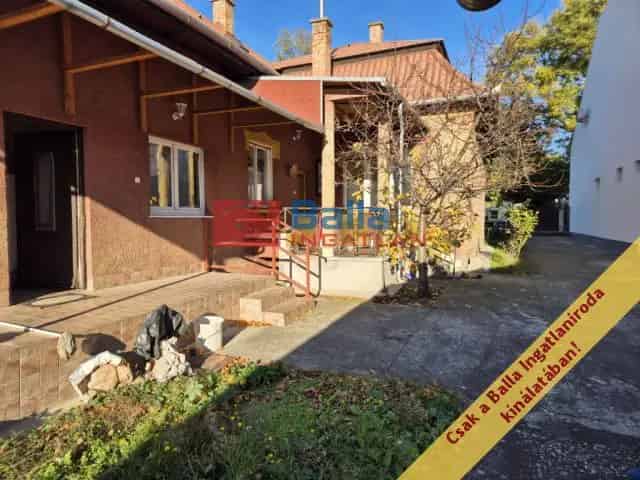 XVI Kerület Rákosszentmihály 83 nm-es 4 szobás családi ház eladó