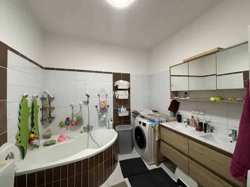 Dorogi családi ház eladó - panoráma, garázs, felújított