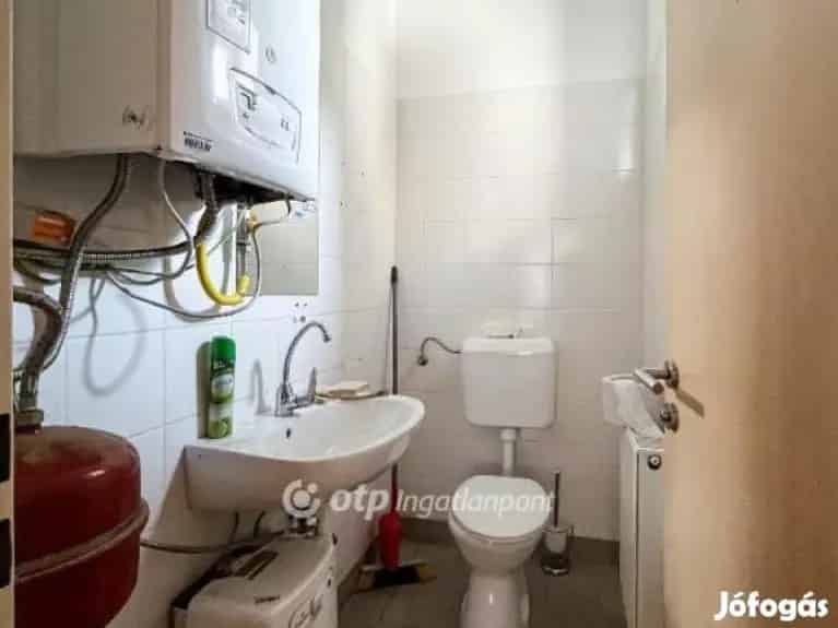 Győr-Győrszentiván 103 nm-es Iroda Eladó Többfunkciós Hasznosítással